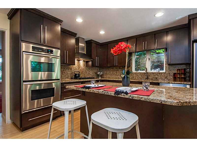 5145 Penton Road Pittsburgh, PA 15217 - Photo 10 of 25 Kitchen.