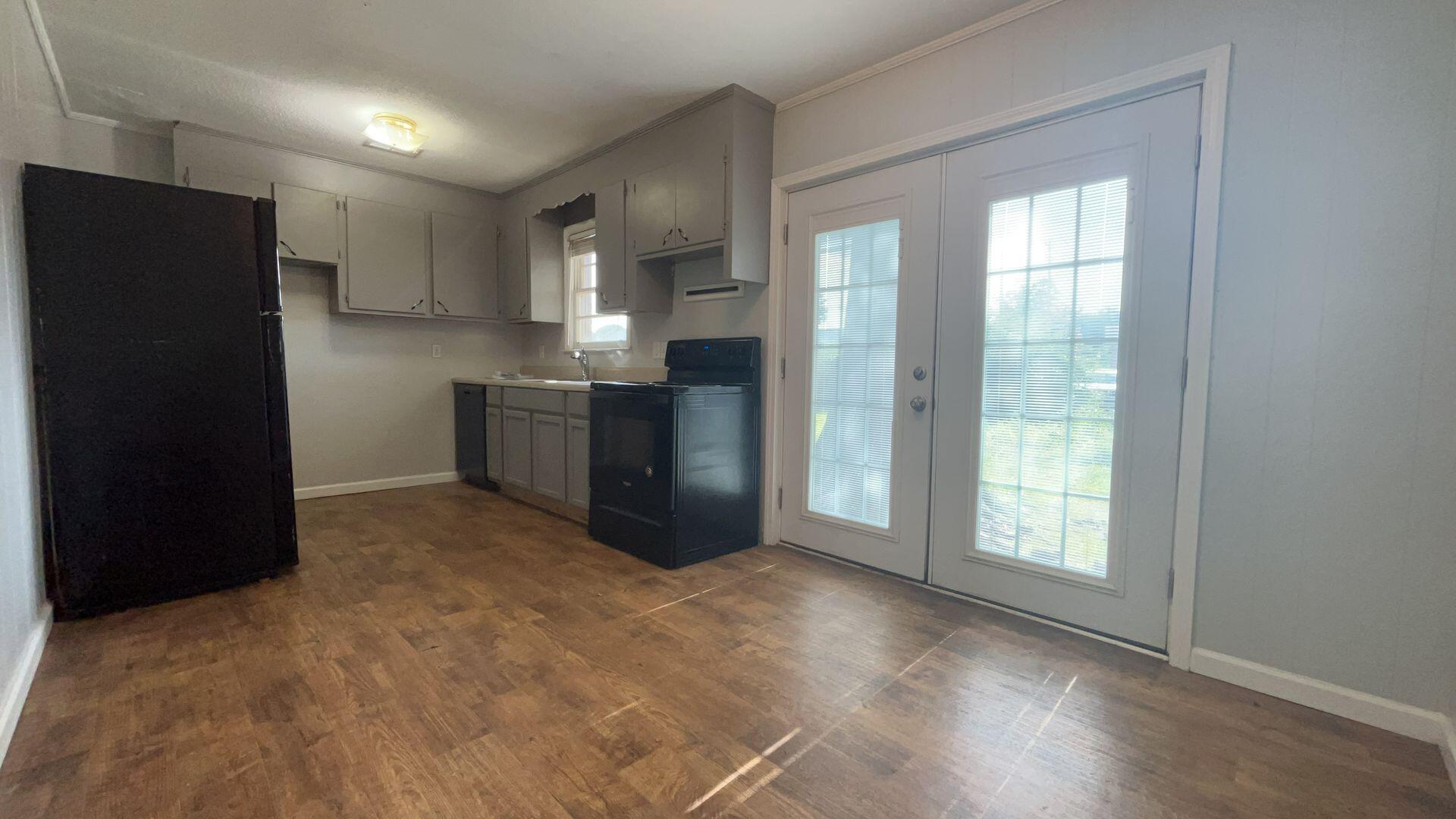 310 Oxford Road Ladson, SC 29456 - Photo 3 of 7 310.3