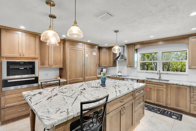 $2,899,000 | 2919 Sombrero Boulevard, Marathon, FL 33050