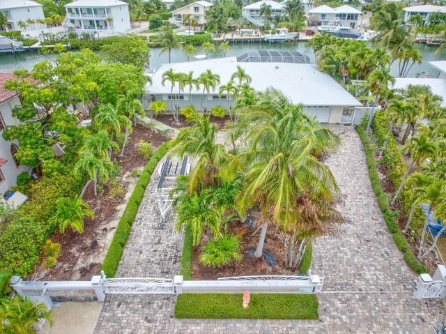 $2,899,000 | 2919 Sombrero Boulevard, Marathon, FL 33050