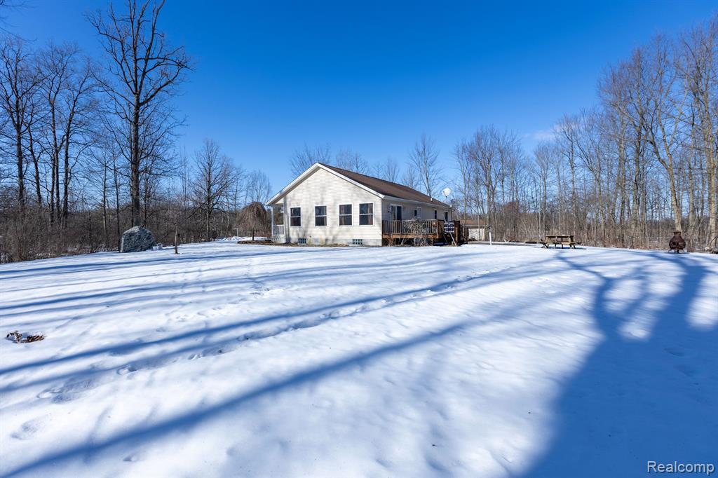 7722 Kilgore Road Avoca, MI 48006 - Photo 6 of 48