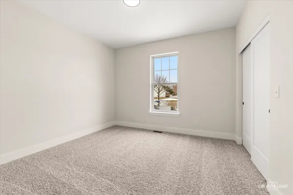 $485,000 | 1417 Sandcastle Drive, Sycamore, IL 60178