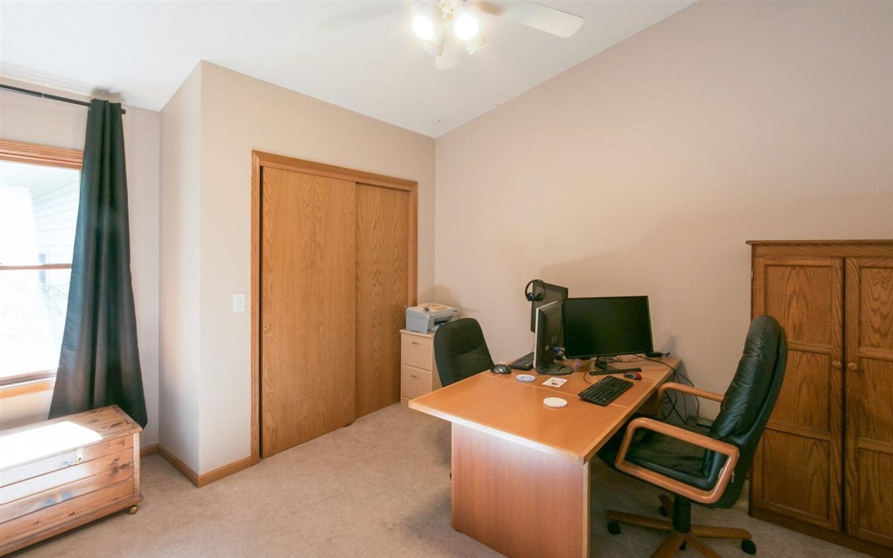 3862 565th Street Southwest Riverside, IA 52327 - Photo 12 of 25 Gallery Image 12