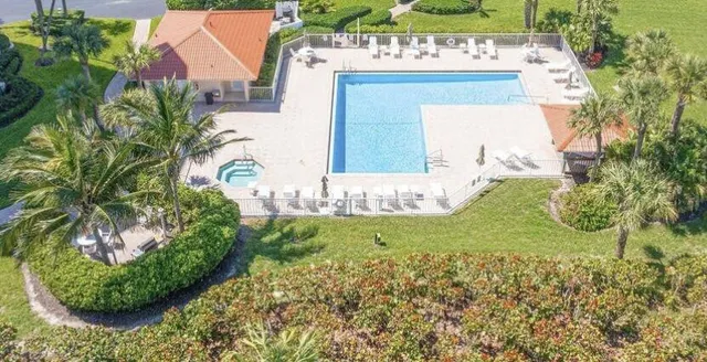 $3,000 | 3870 North Hwy A1A, Unit 202, Fort Pierce, FL 34949