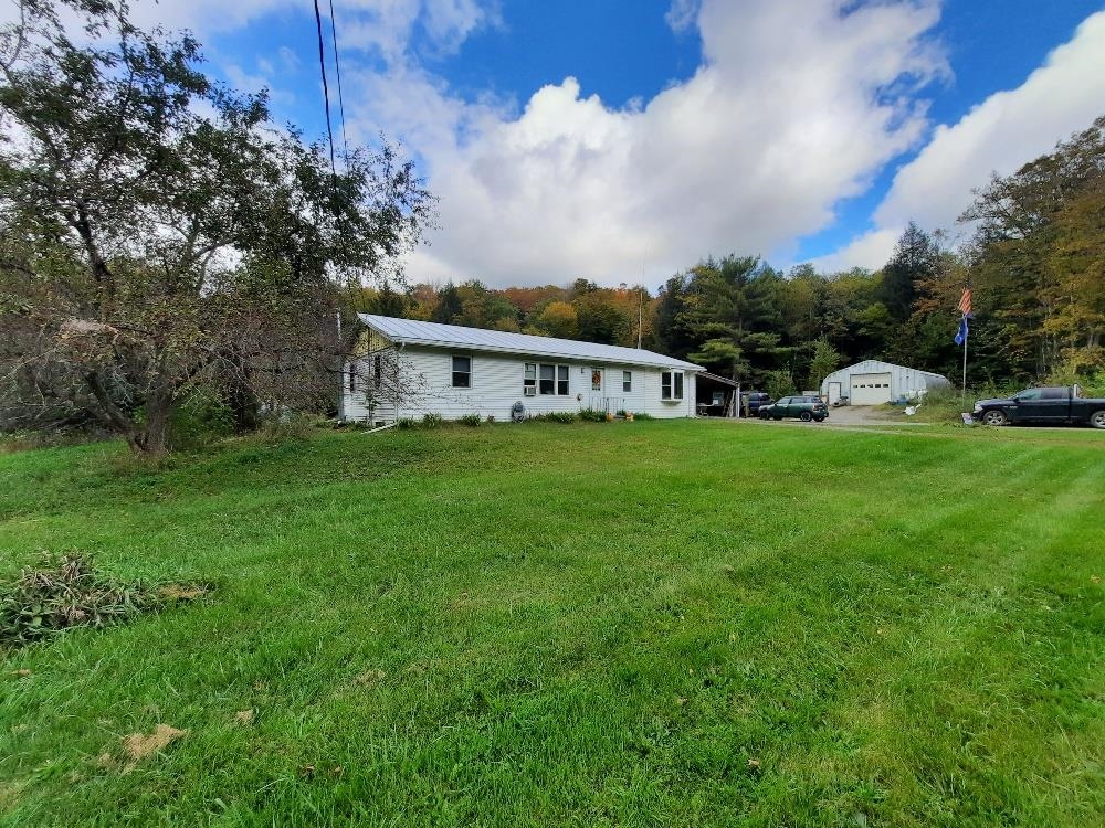 191 Strafford Road Tunbridge, VT 05077 - Photo 4 of 37