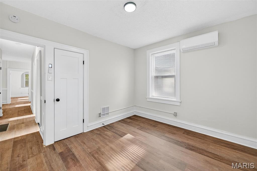 5803 South Kings Highway Boulevard, Unit 2S St. Louis, MO 63109 - Photo 14 of 20