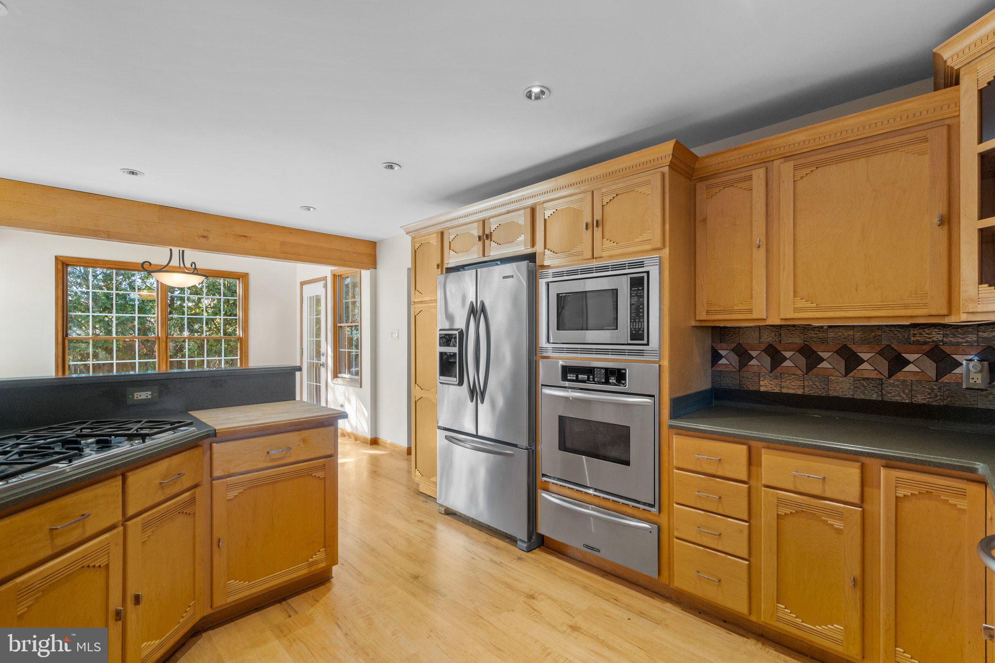 13127 Poplar Tree Road Fairfax, VA 22033 - Photo 16 of 37