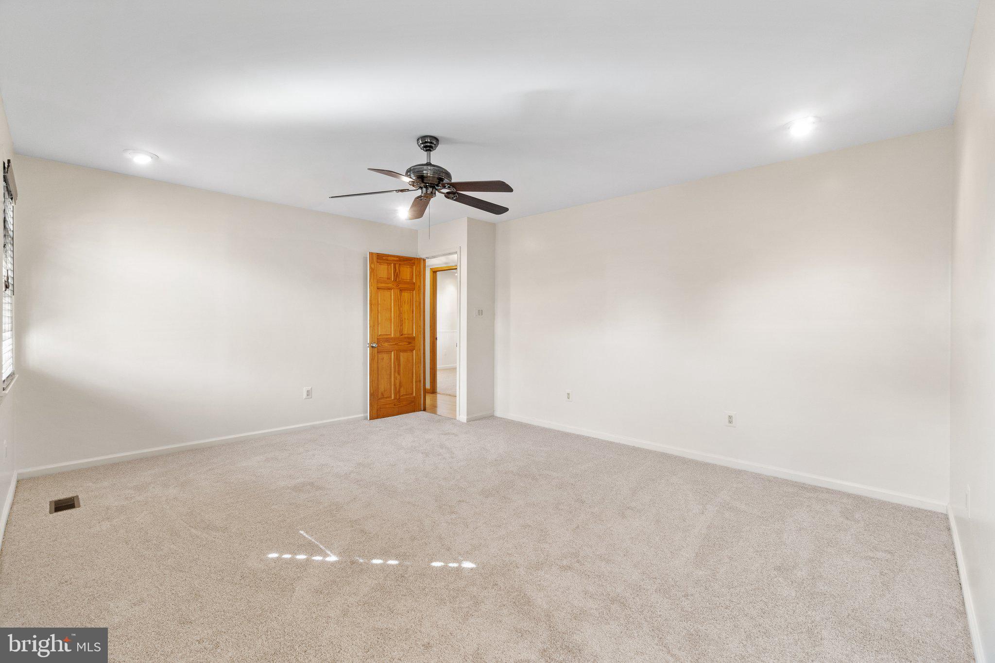 13127 Poplar Tree Road Fairfax, VA 22033 - Photo 22 of 37