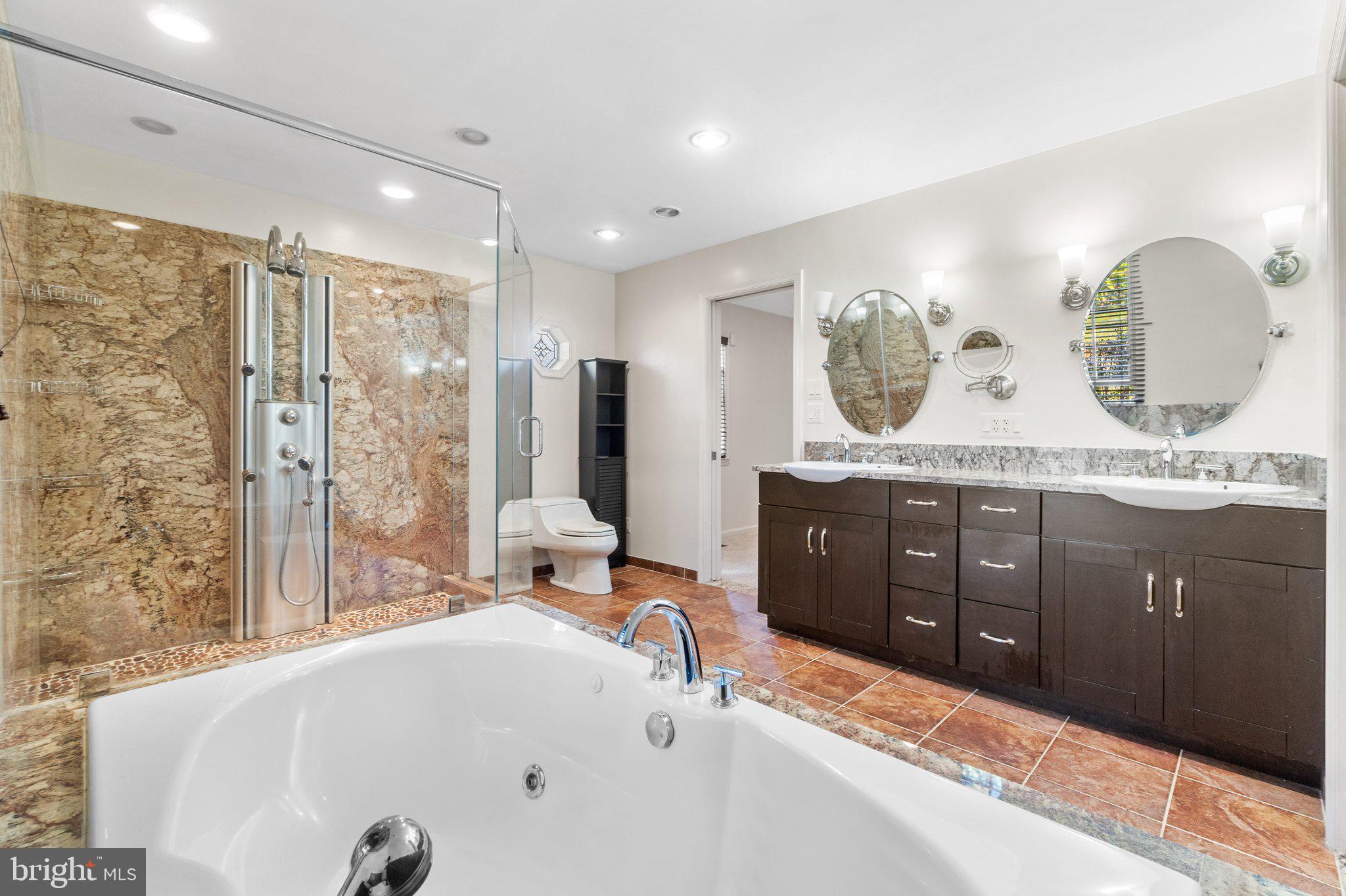 13127 Poplar Tree Road Fairfax, VA 22033 - Photo 24 of 37