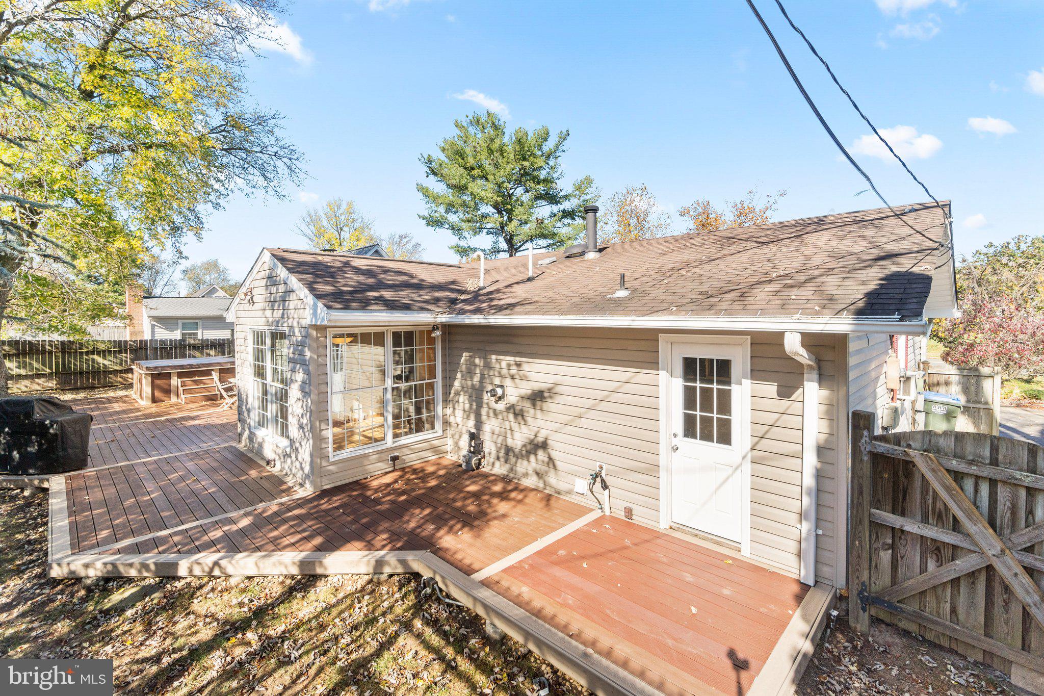 13127 Poplar Tree Road Fairfax, VA 22033 - Photo 34 of 37