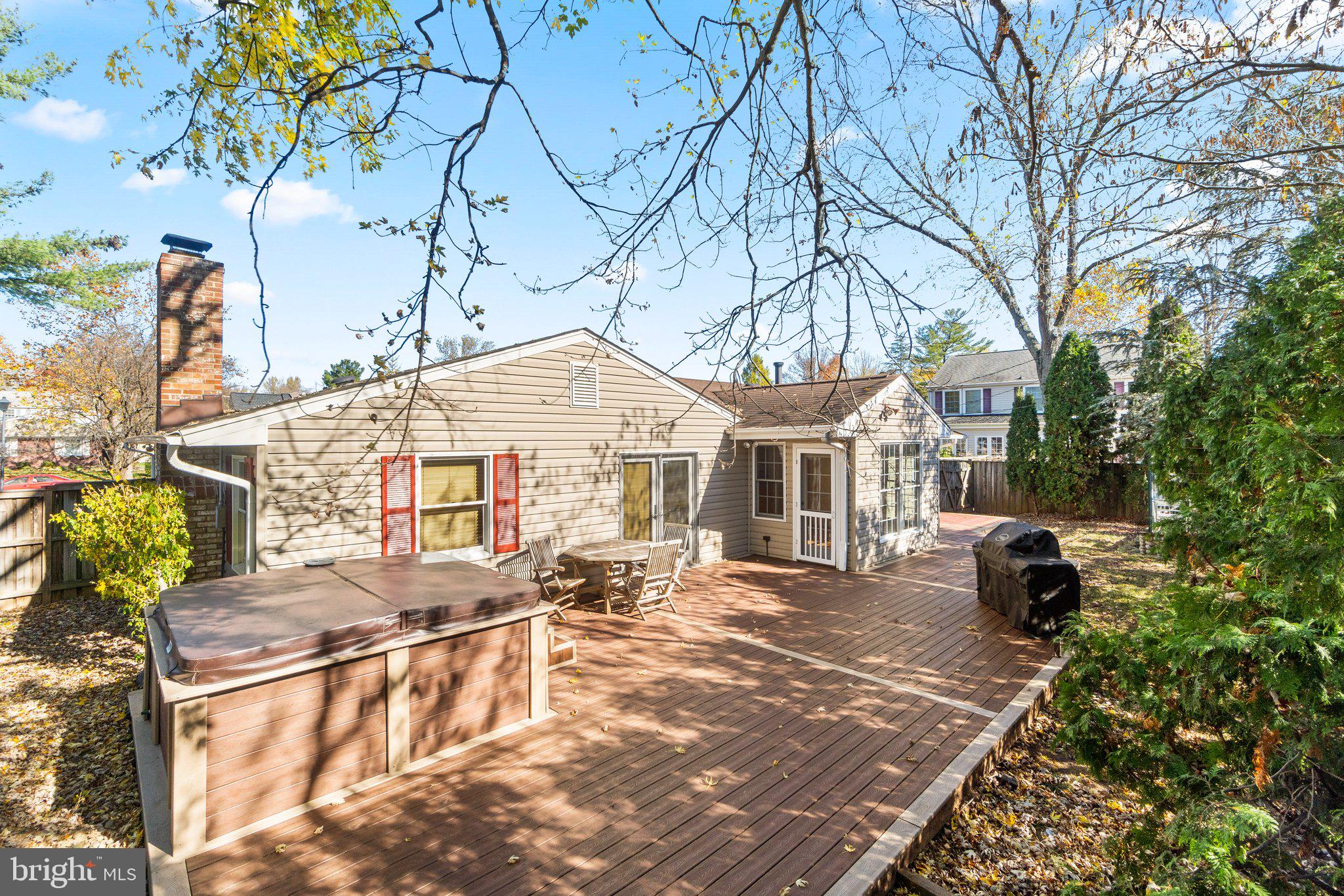 13127 Poplar Tree Road Fairfax, VA 22033 - Photo 35 of 37