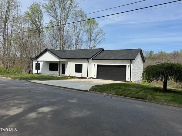 $448,500 | 148 Whitson Drive, Elizabethton, TN 37643