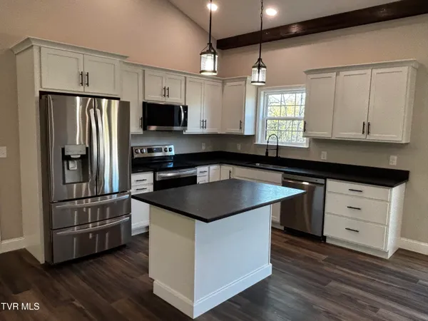 $448,500 | 148 Whitson Drive, Elizabethton, TN 37643