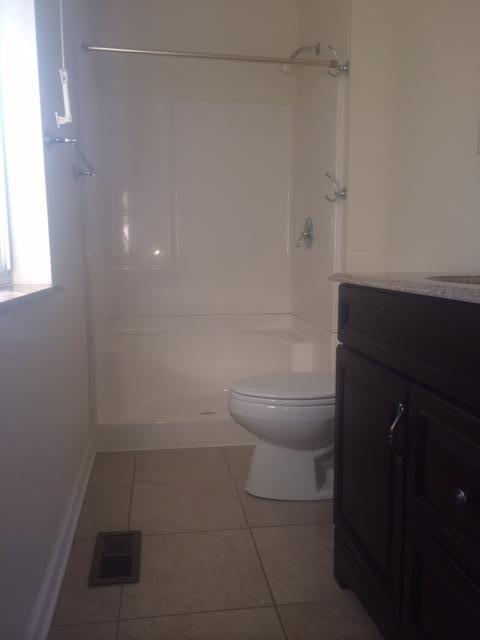 111 Miramar Circle Oak Ridge, TN 37830 - Photo 11 of 18 Master Bath