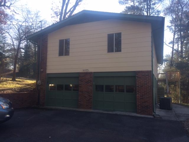 111 Miramar Circle Oak Ridge, TN 37830 - Photo 3 of 18 Side View