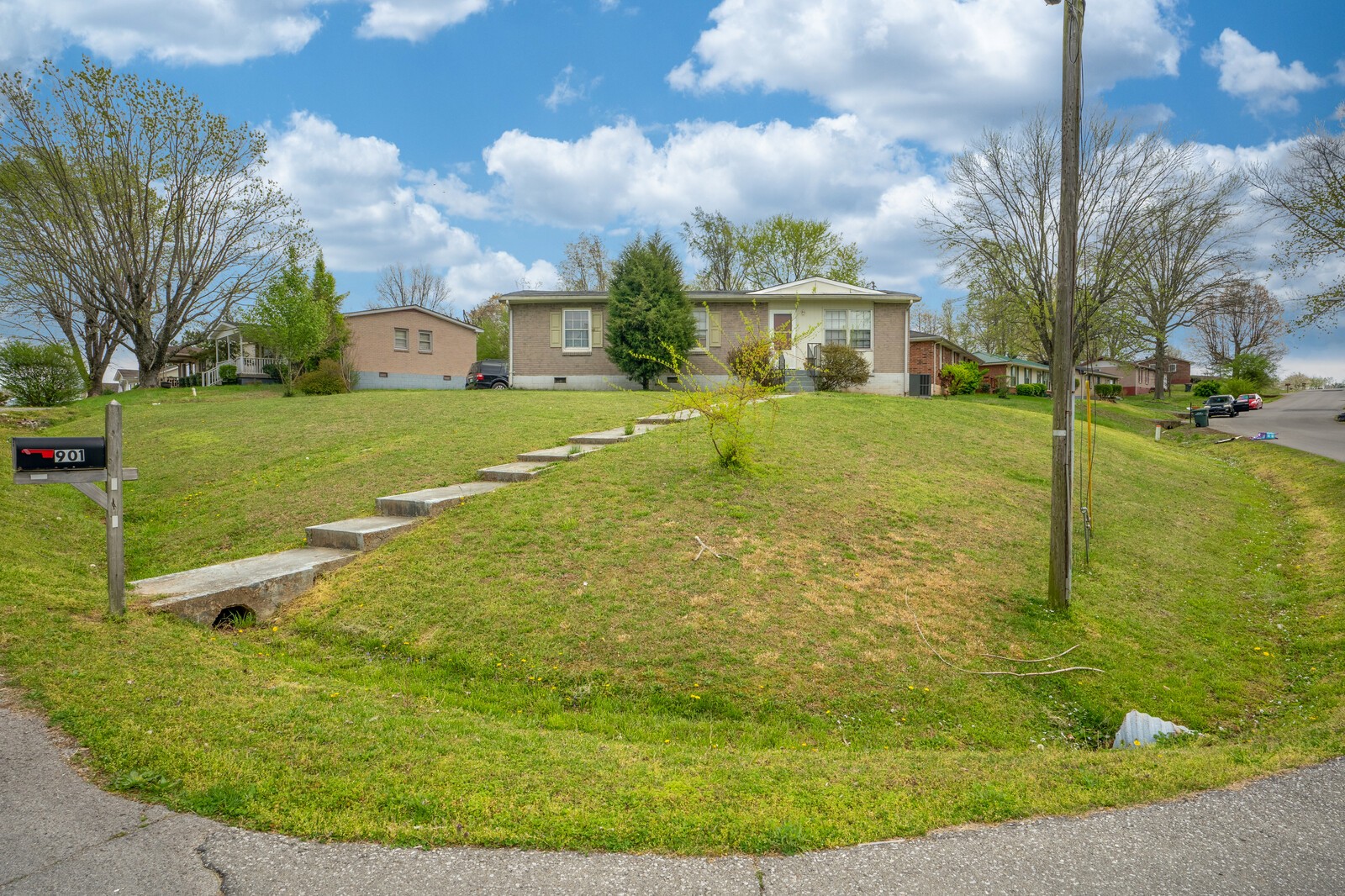 901 Poplar Avenue Springfield, TN 37172 - Photo 3 of 14 Gallery Image 3