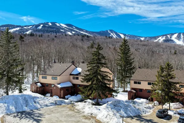 $310,000 | 768 East Mountain Road, Unit C5, Killington, VT 05751