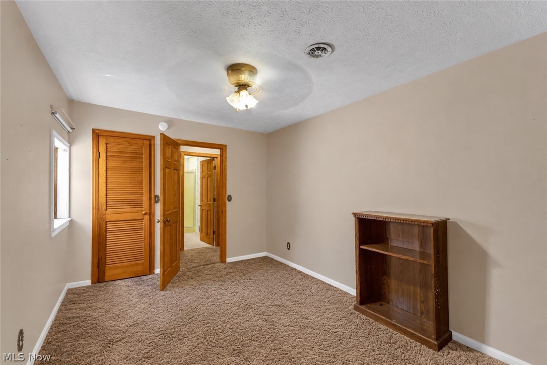 4556 Warren - Sharon Road Vienna, OH 44473 - Photo 8 of 23