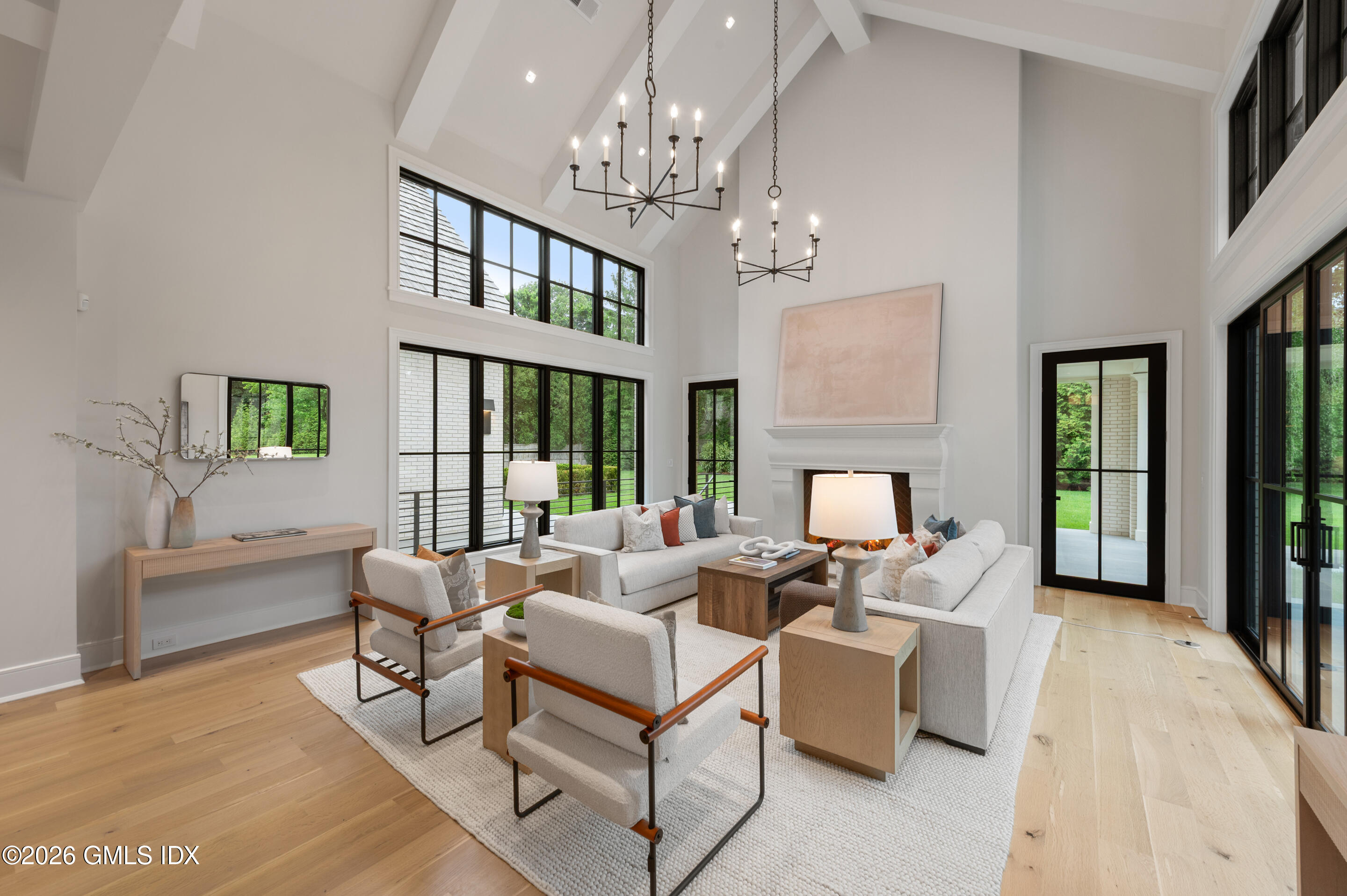 7 Parsonage Road Greenwich, CT 06830 - Photo 15 of 47 FAMILY ROOM