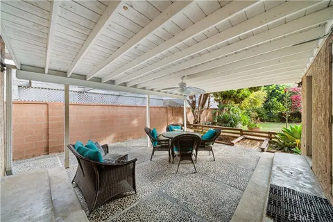 $1,350,000 | 10702 Oak Street, Los Alamitos, CA 90720