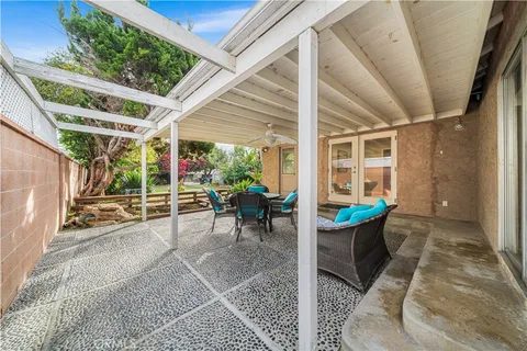 $1,350,000 | 10702 Oak Street, Los Alamitos, CA 90720