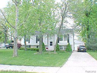 543 Hidden Ridge Drive Troy, MI 48083 - Photo 1 of 1 FRONT OF HOME