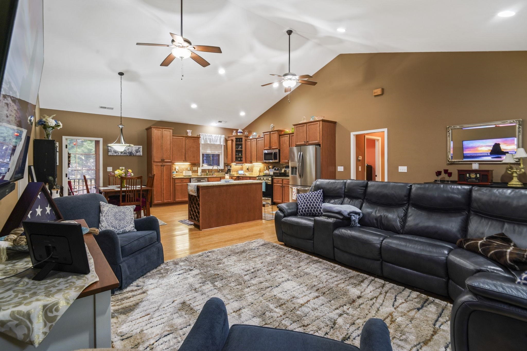207 Waties Drive Murrells Inlet, SC 29576 - Photo 5 of 50