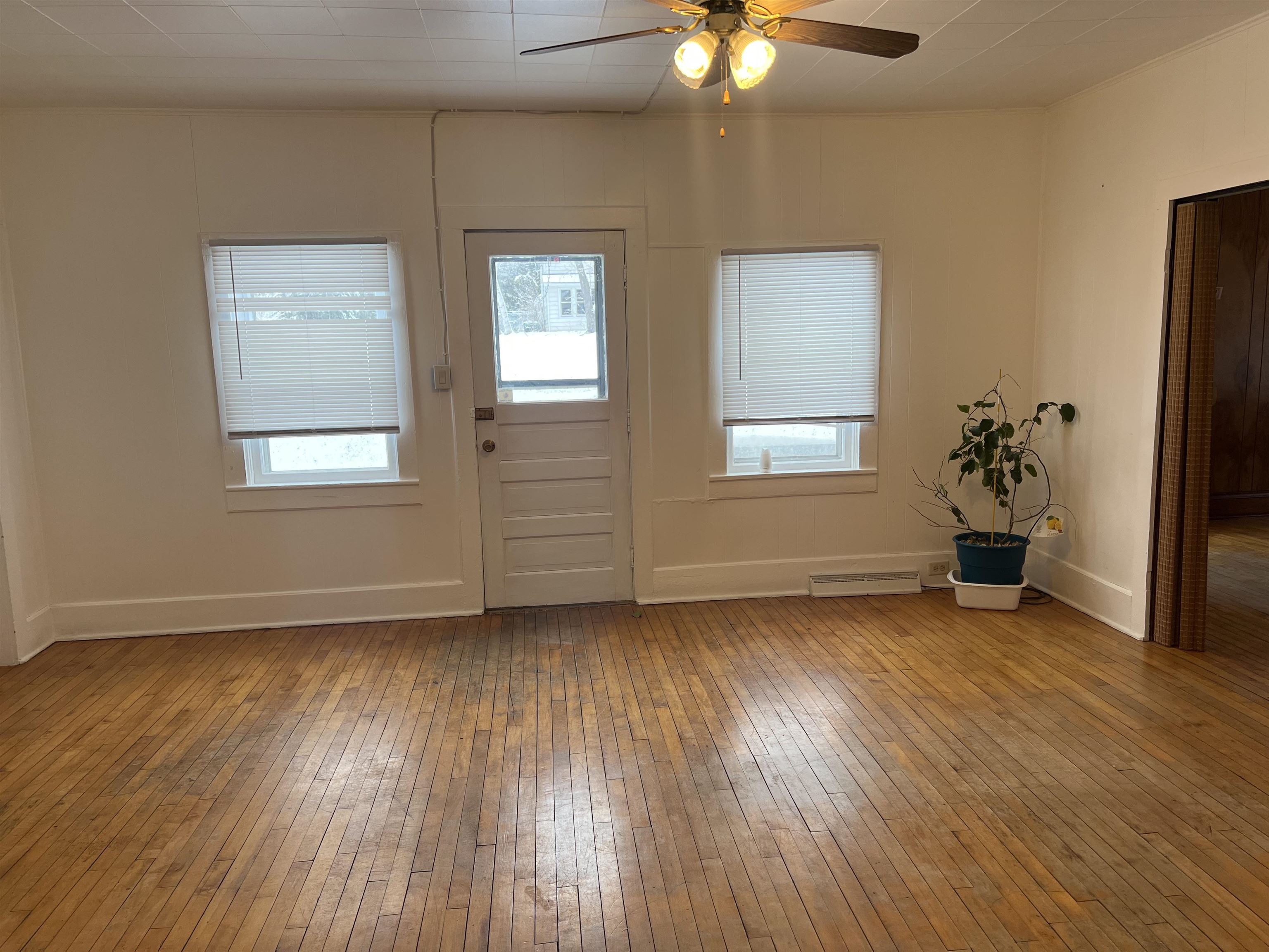 350 Water Street Iola, WI 54945 - Photo 8 of 15