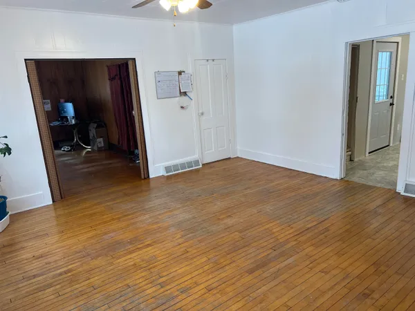 $129,900 | 350 Water Street, Iola, WI 54945