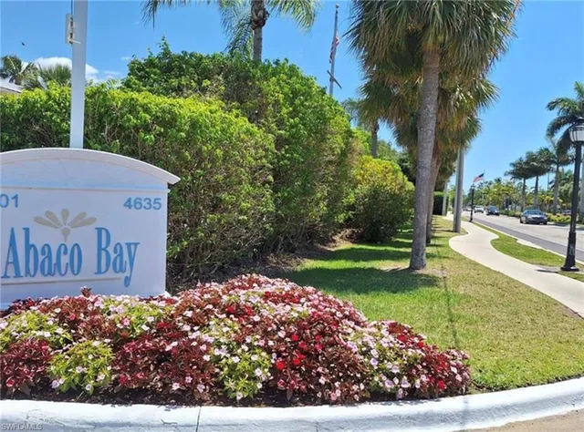$269,000 | 4629 Bayshore Drive, Unit J3, Naples, FL 34112