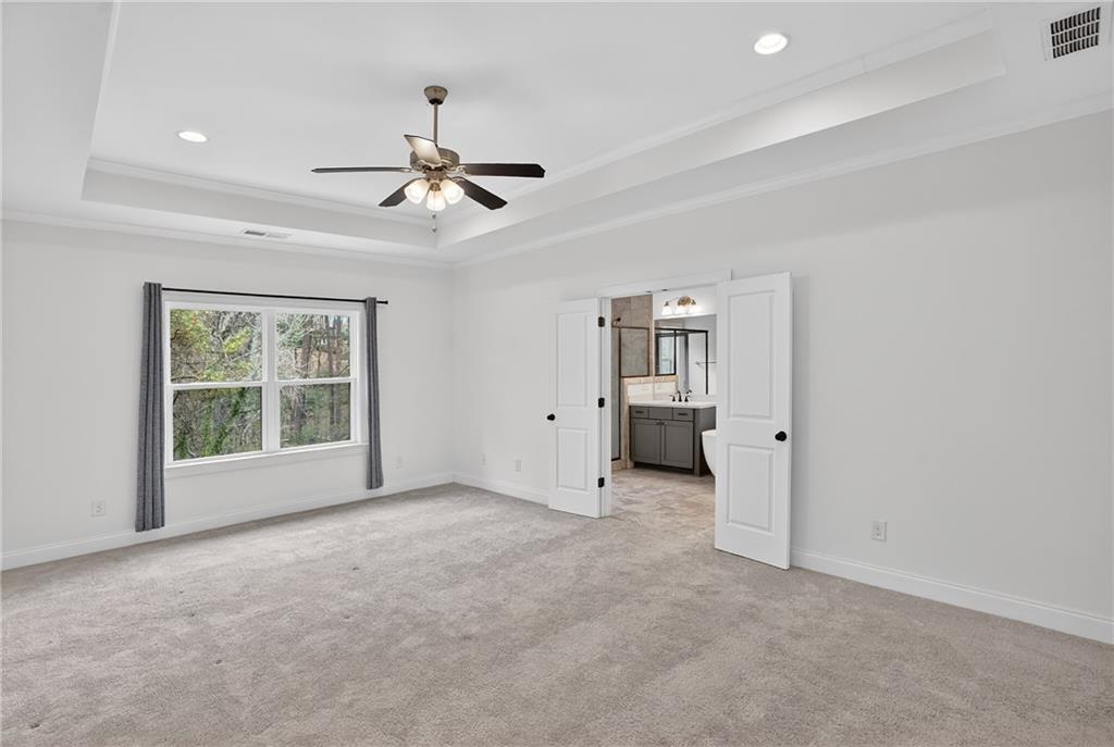 2341 Medlock Lane Decatur, GA 30033 - Photo 31 of 37 a view of an empty room with a window