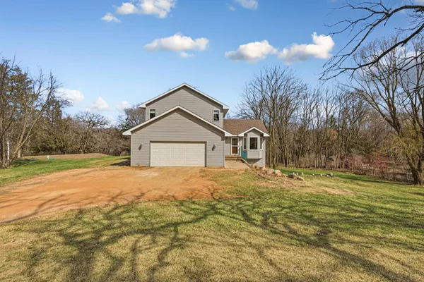 $439,900 | 616 Ridge Road, Henderson, MN 56044