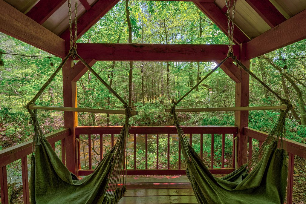 56 Hemlock Blue Ridge, GA 30513 - Photo 4 of 65