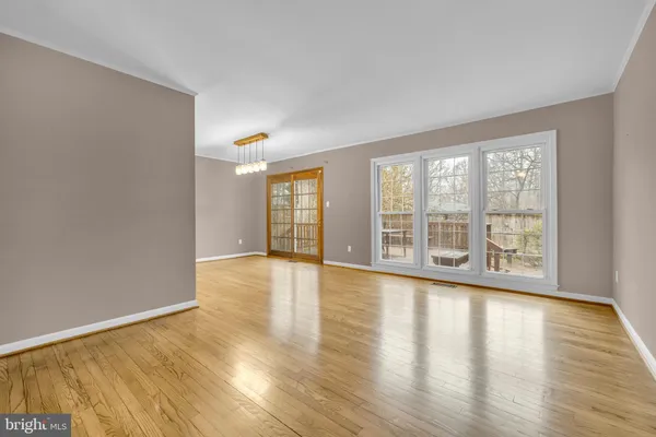 $4,200 | 4702 Declaration Court, Annandale, VA 22003