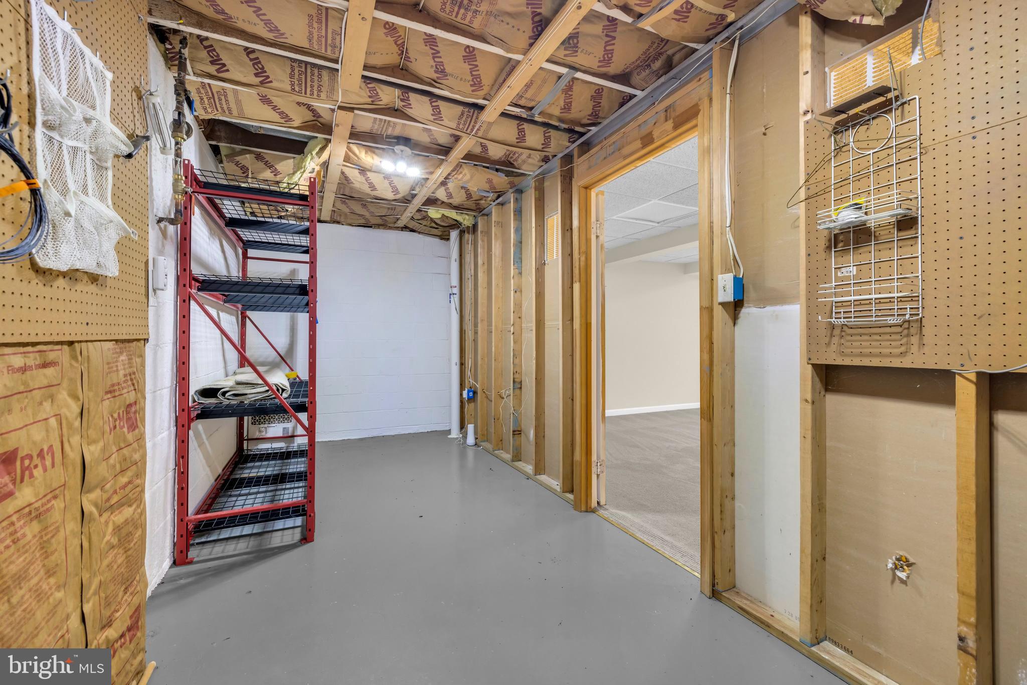 4702 Declaration Court Annandale, VA 22003 - Photo 14 of 51