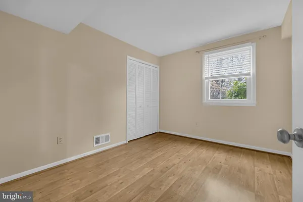 $4,200 | 4702 Declaration Court, Annandale, VA 22003