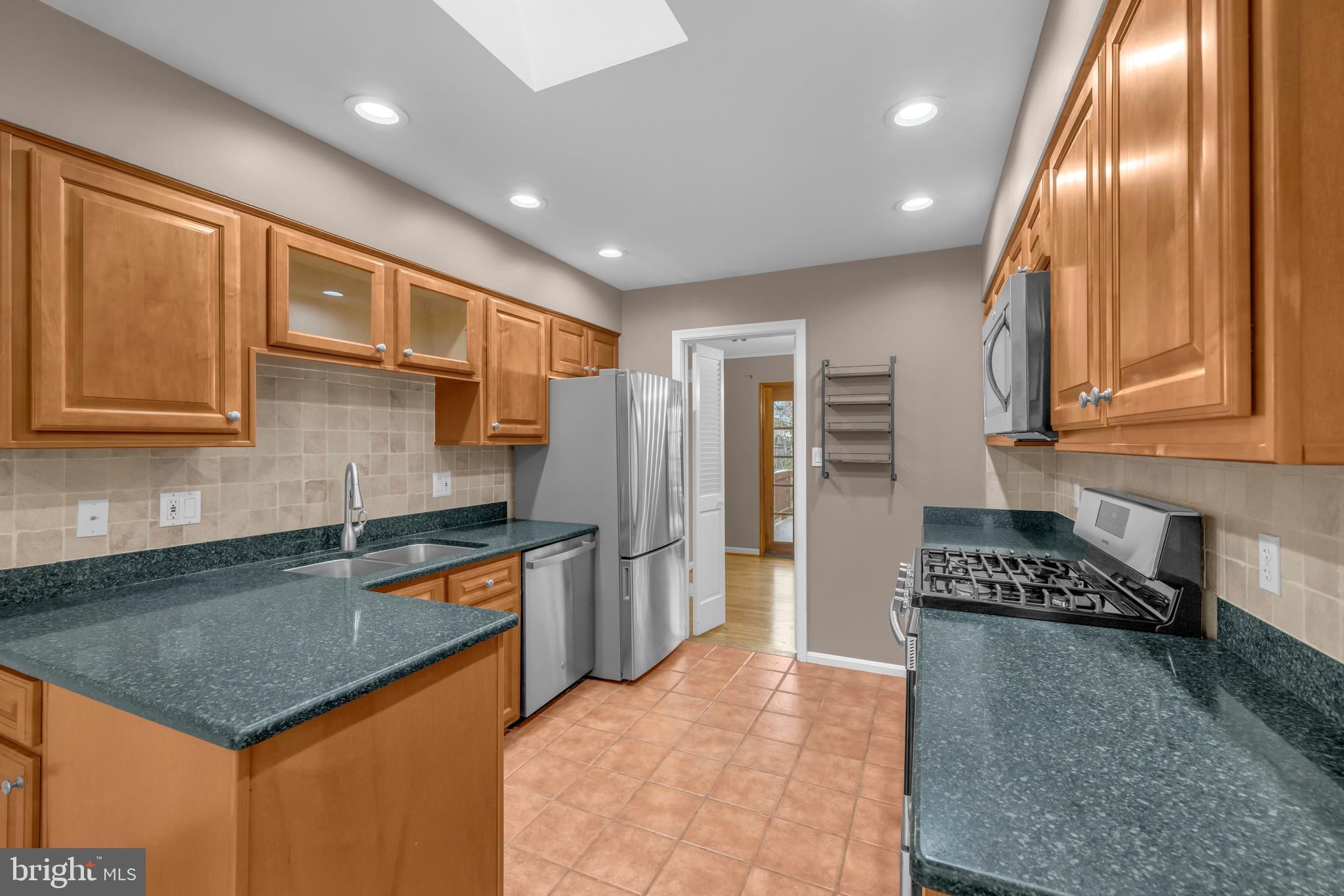 4702 Declaration Court Annandale, VA 22003 - Photo 33 of 51