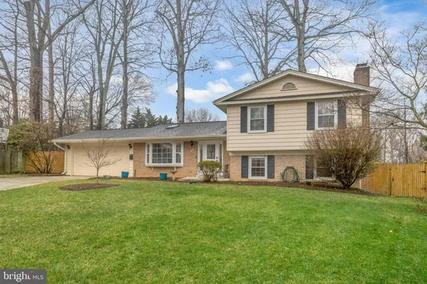$4,200 | 4702 Declaration Court, Annandale, VA 22003