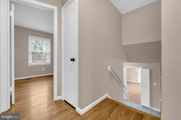 $4,200 | 4702 Declaration Court, Annandale, VA 22003
