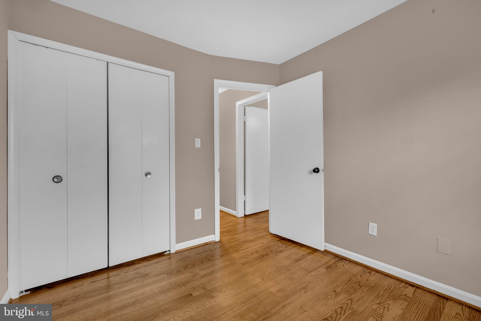 4702 Declaration Court Annandale, VA 22003 - Photo 9 of 51