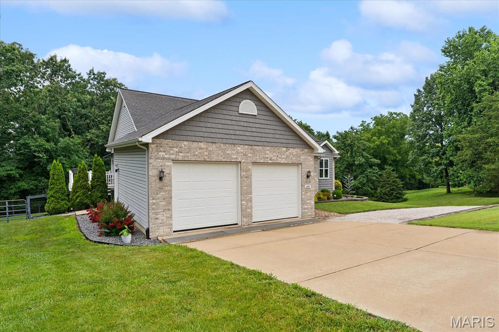 645 Hill Castle Road Columbia, IL 62236 - Photo 49 of 61 Gallery Image 49
