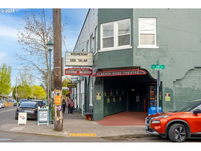 $224,000 | 2438 Northeast Killingsworth Street, Unit 4, Portland, OR 97211