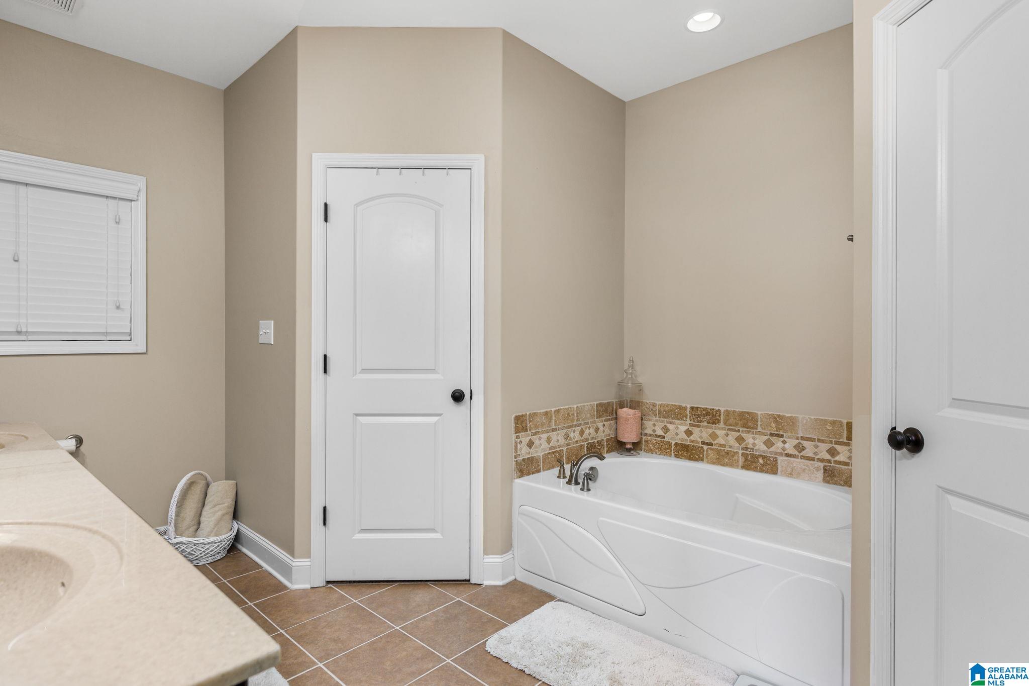 1619 Hartwig Lane Southwest Cullman, AL 35055 - Photo 19 of 33