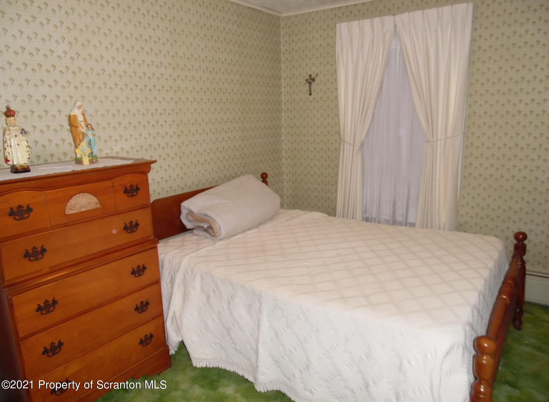 905 Spring Street Moosic, PA 18507 - Photo 12 of 18 Gallery Image 12