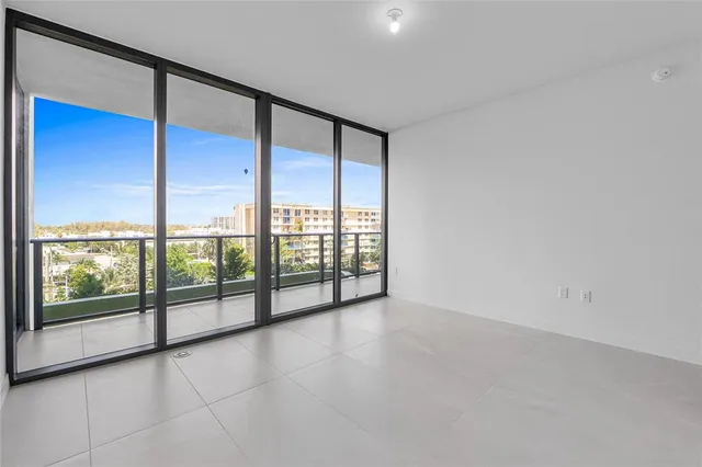 $3,295,000 | 900 North Ocean Boulevard, Unit 504, Pompano Beach, FL 33062