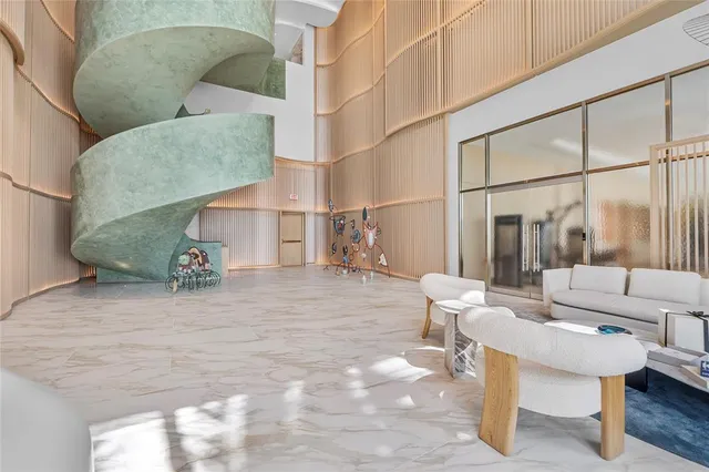 $3,295,000 | 900 North Ocean Boulevard, Unit 504, Pompano Beach, FL 33062