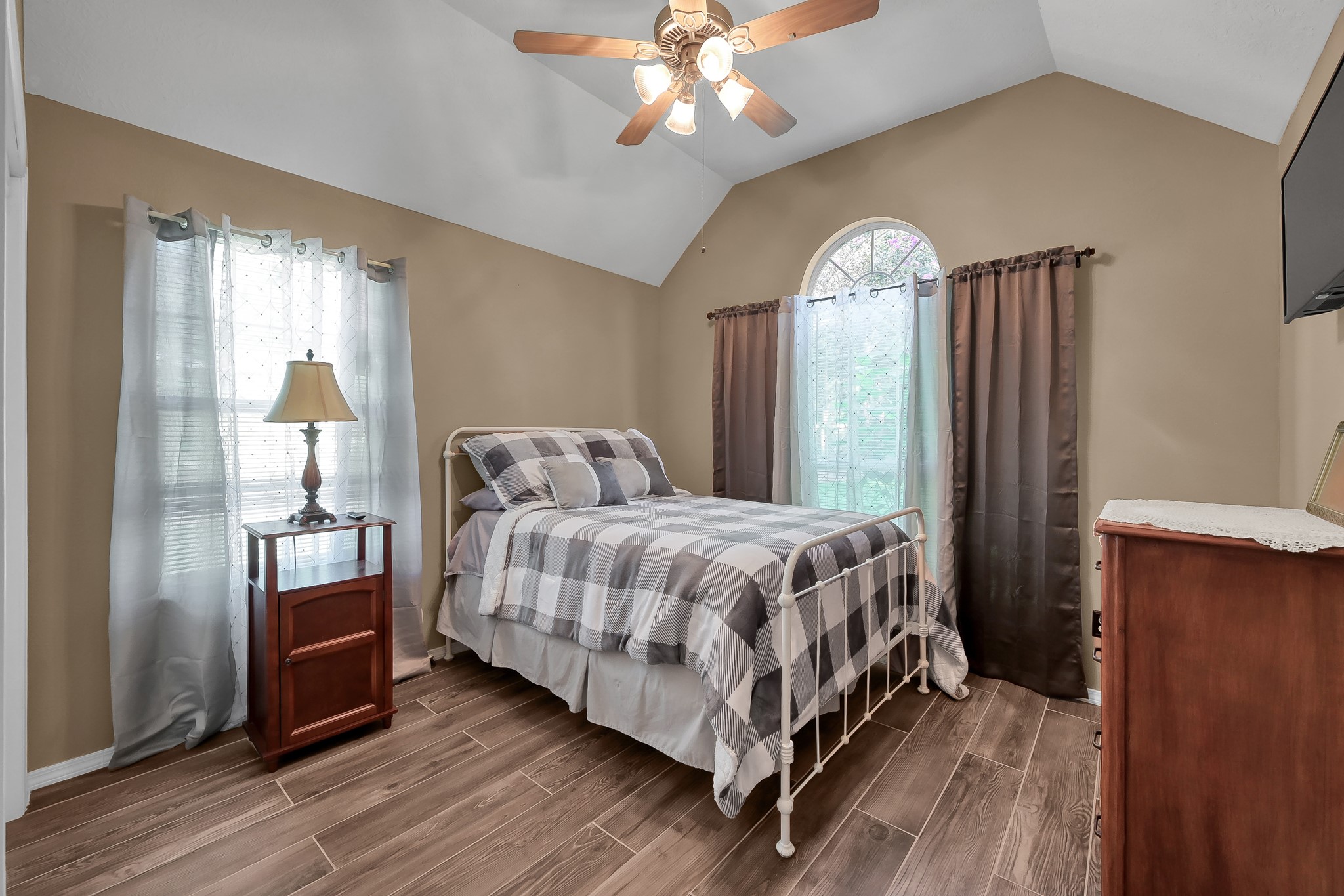 261 Franklyn Road Coldspring, TX 77331 - Photo 16 of 19 Spacious bedroom with a large window bringing in natural light, perfect for a relaxing retreat.