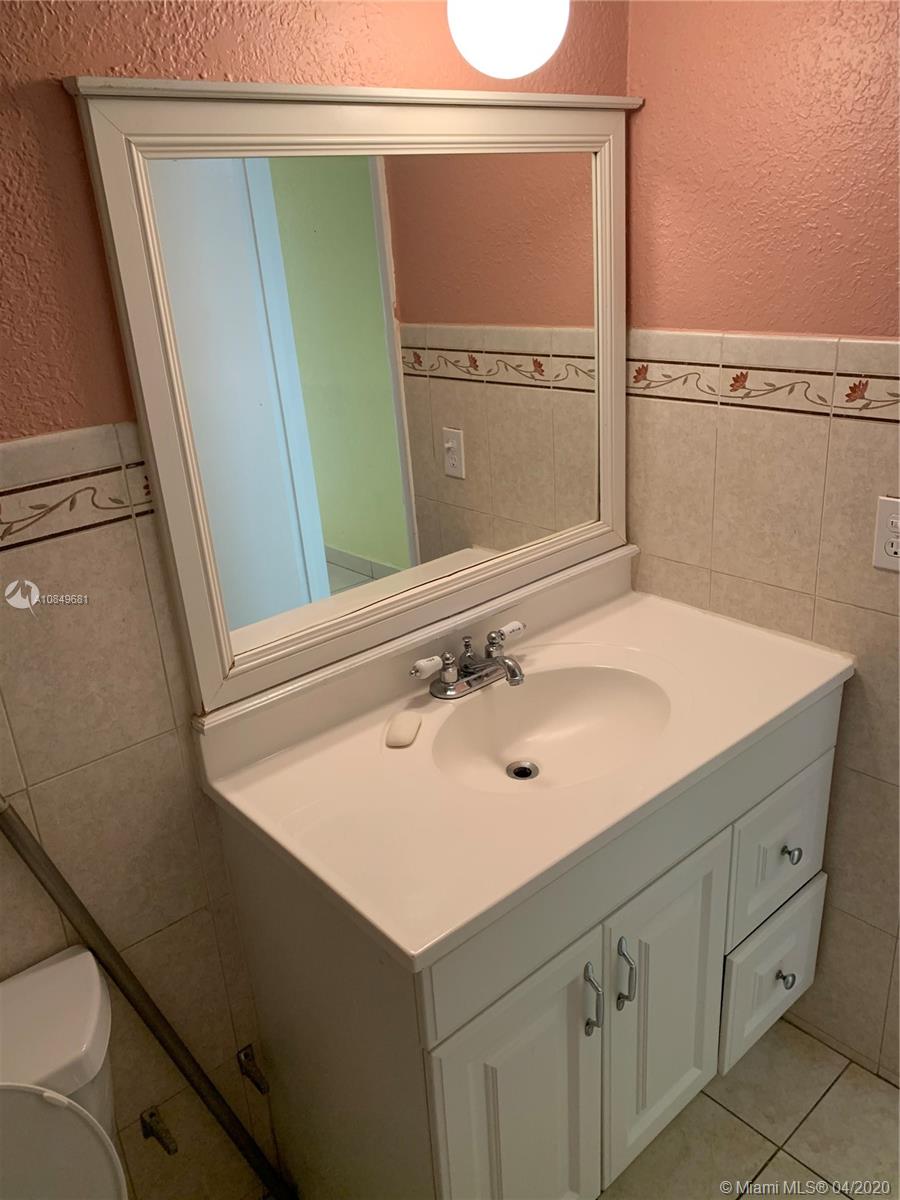 13700 Southwest 62nd Street, Unit 131 Miami, FL 33183 - Photo 19 of 27