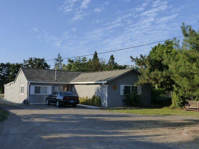 392 Wilson Road Central Point, OR 97502 - Photo 3 of 23 Additional Photo