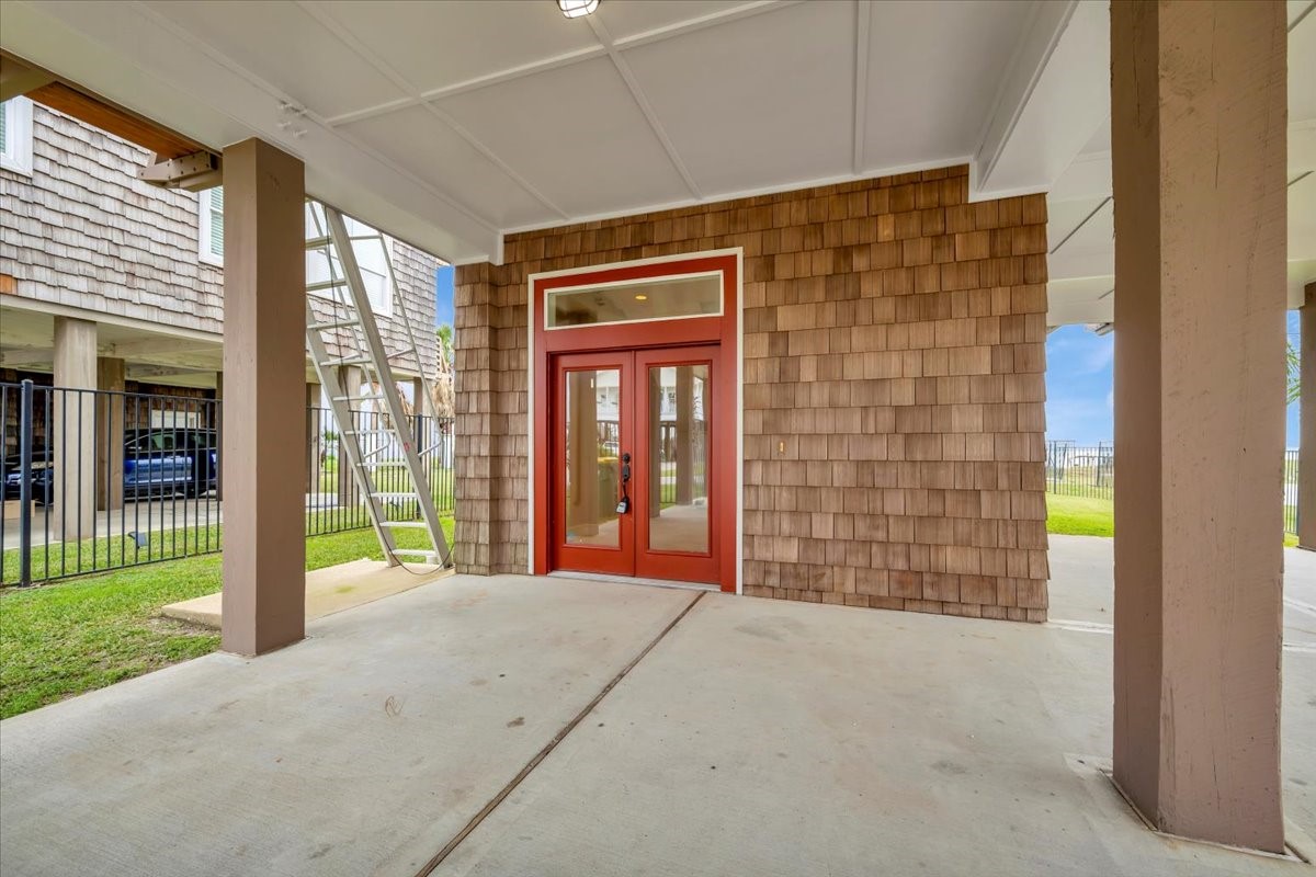 1202 Todville Road Seabrook, TX 77586 - Photo 5 of 45 Covered parking to protect your vechiles.